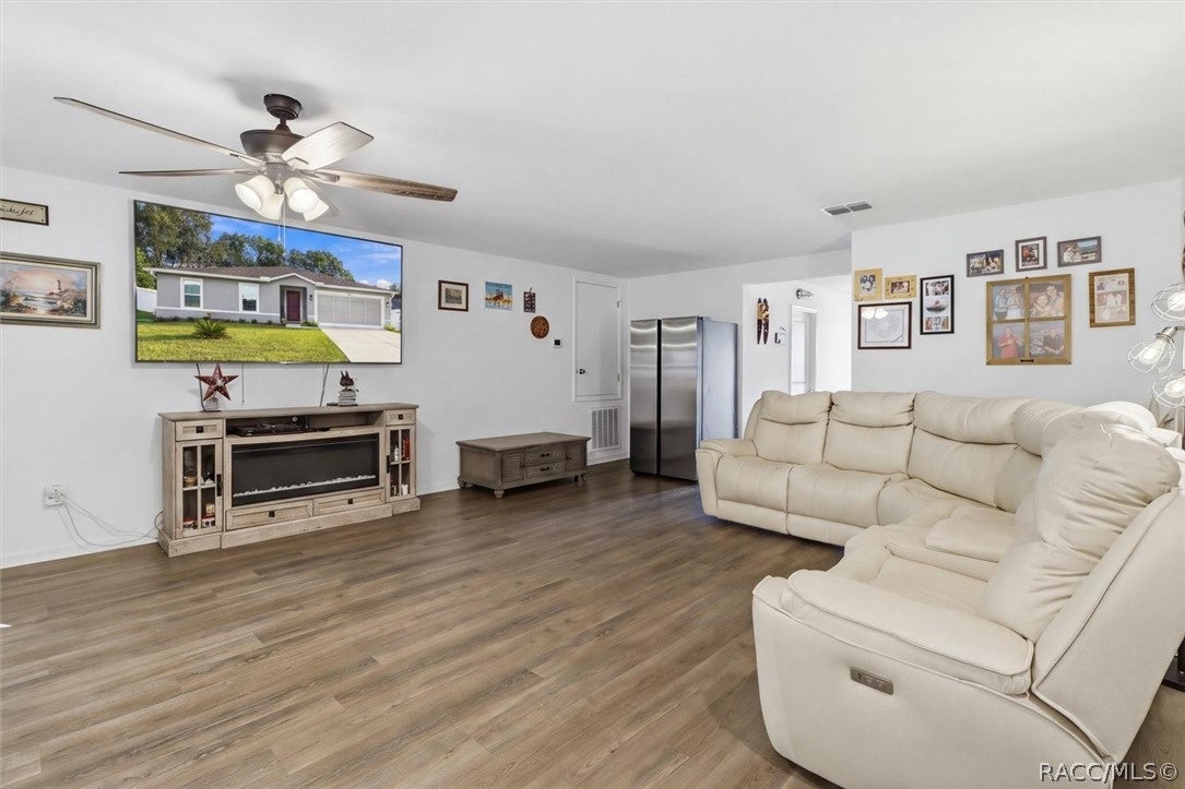 8810 E Maplewood Street, Inverness, FL 34450 8810 E Maplewood Street, Inverness, FL 34450