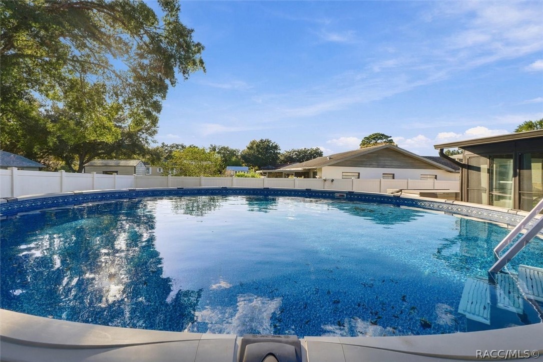 8810 E Maplewood Street, Inverness, FL 34450