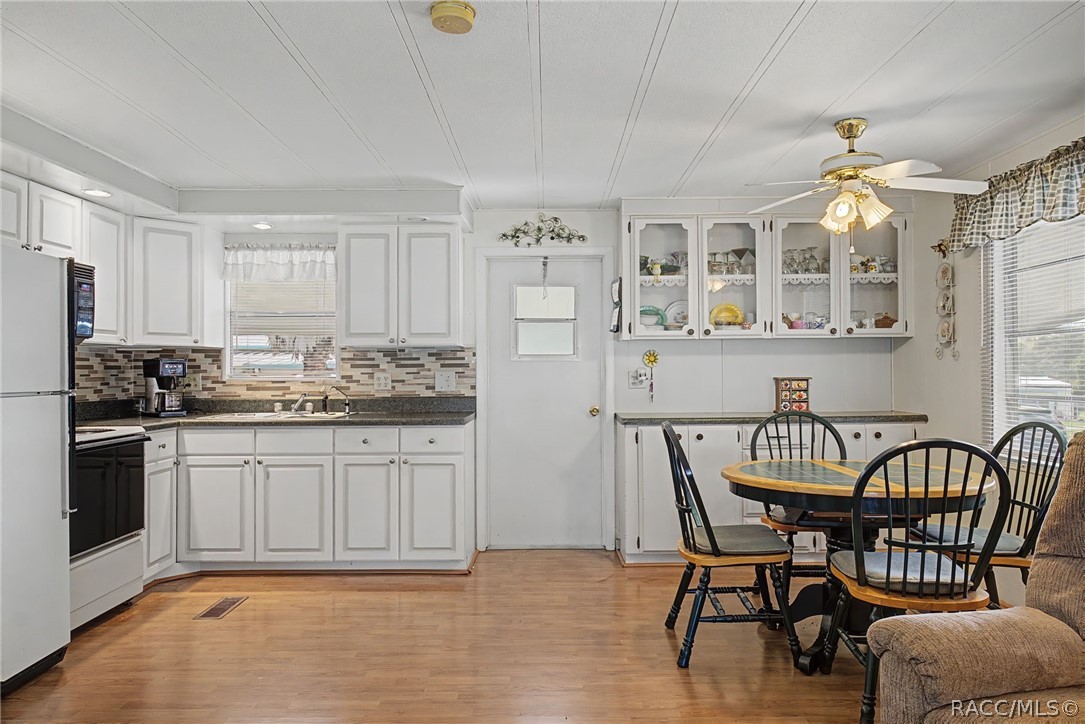 8245 E Lulas Lane, Floral City, FL 34436