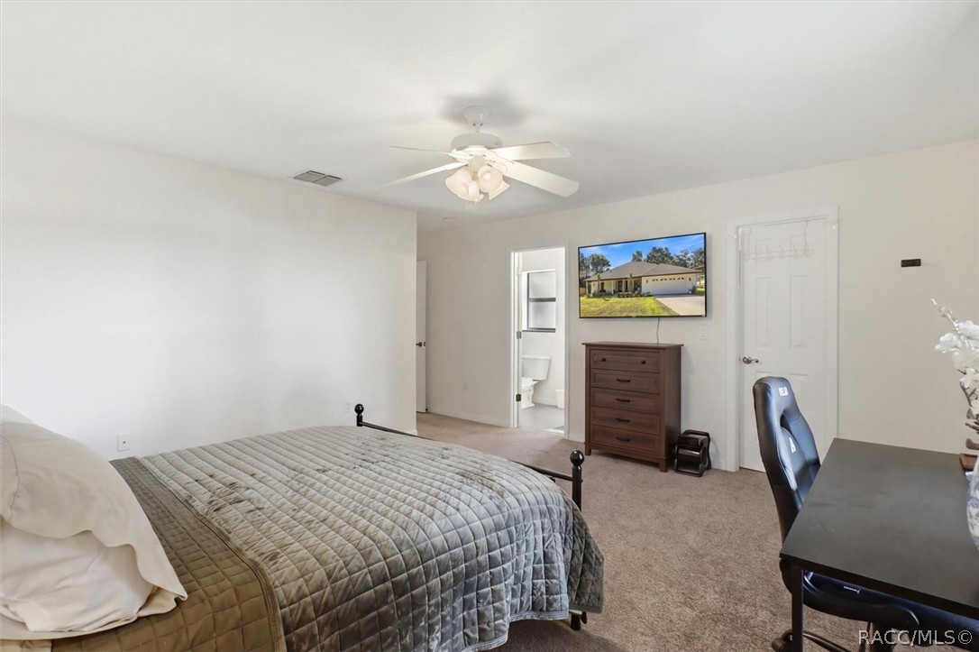 6459 W Riverbend Road, Dunnellon, FL 34433