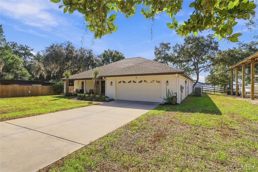6459 W Riverbend Road, Dunnellon, FL 34433