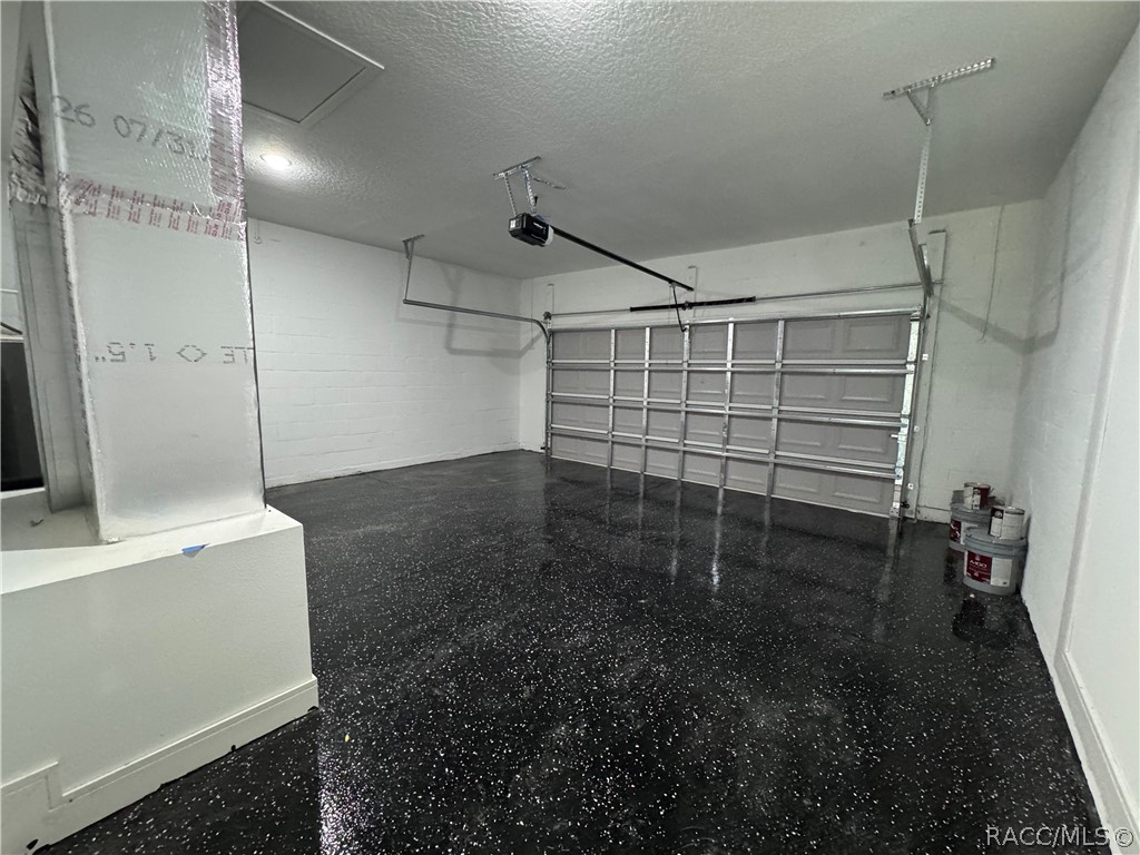 7065 N Lime Drive, Citrus Springs, FL 34433