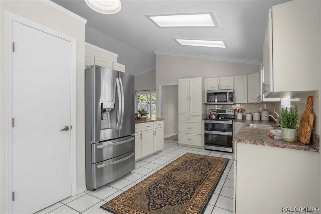 6282 W Lexington Drive, Crystal River, FL 34429