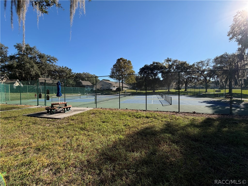 6282 W Lexington Drive, Crystal River, FL 34429