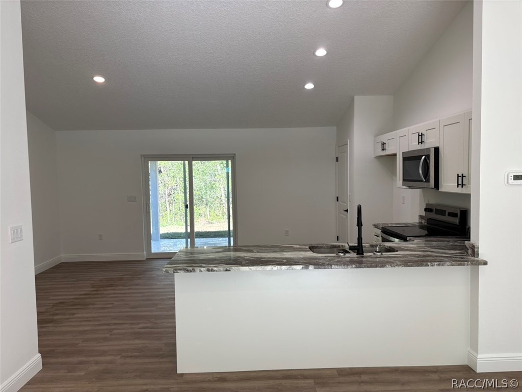 8460 N Pocono Drive, Dunnellon, FL 34434