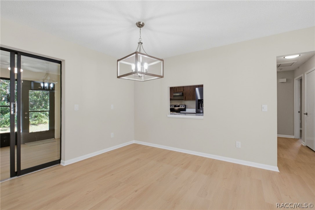12 Sycamore Court E, Homosassa, FL 34446
