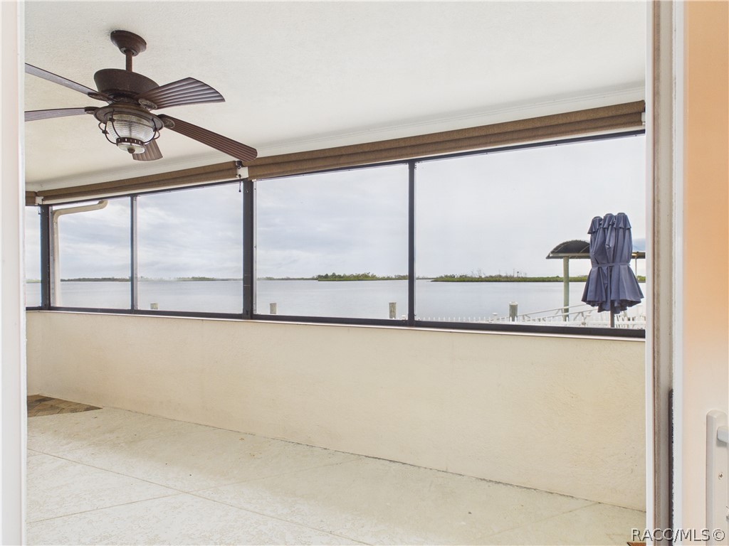 12018 W Bayshore Drive, Crystal River, FL 34429