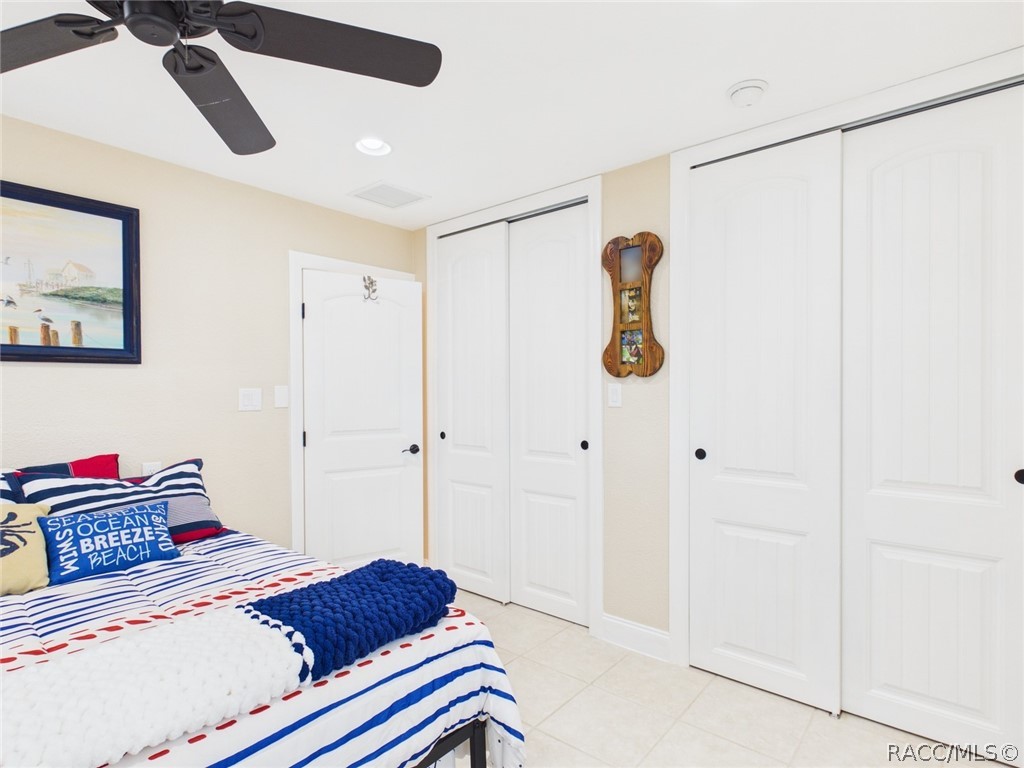 12018 W Bayshore Drive, Crystal River, FL 34429