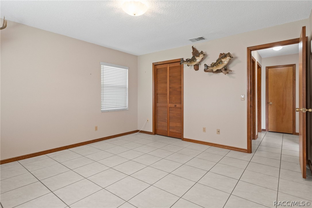 9122 E Point O Woods Drive, Inverness, FL 34453
