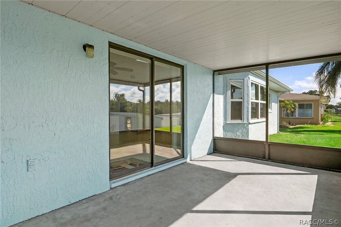 9122 E Point O Woods Drive, Inverness, FL 34453 9122 E Point O Woods Drive, Inverness, FL 34453