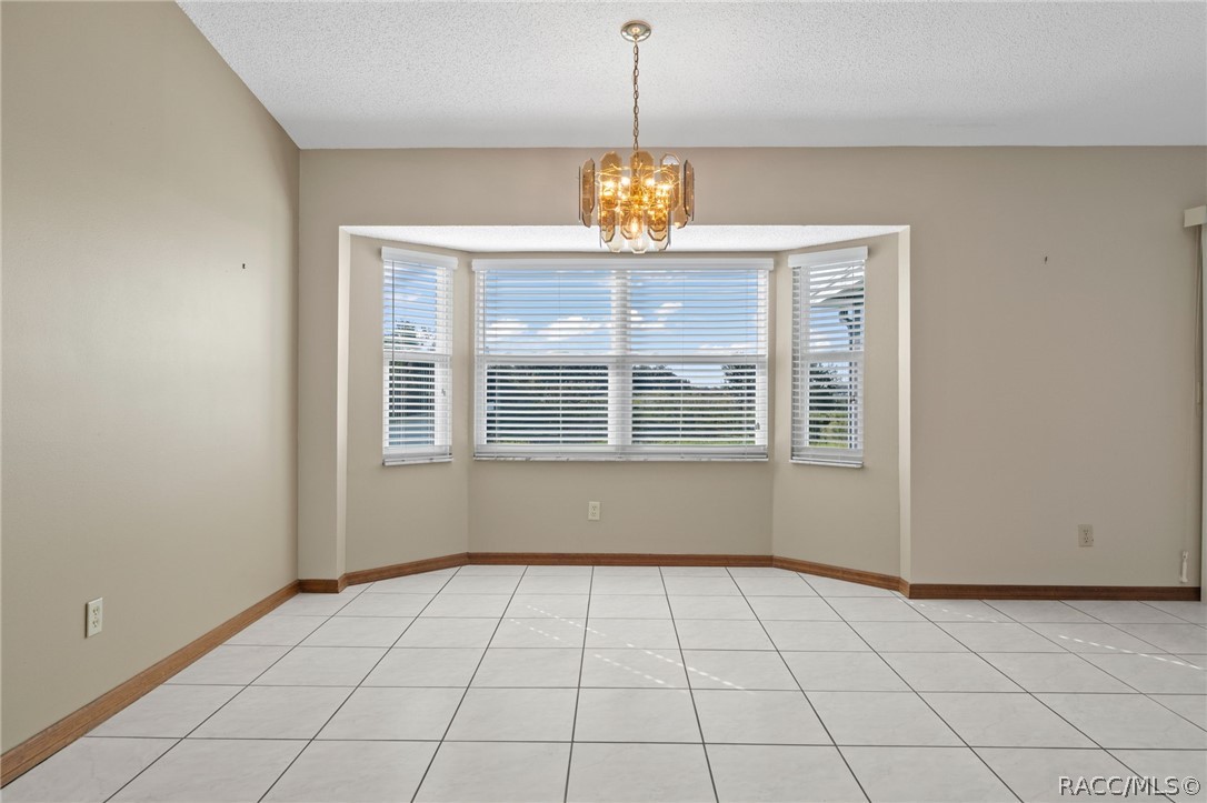 9122 E Point O Woods Drive, Inverness, FL 34453