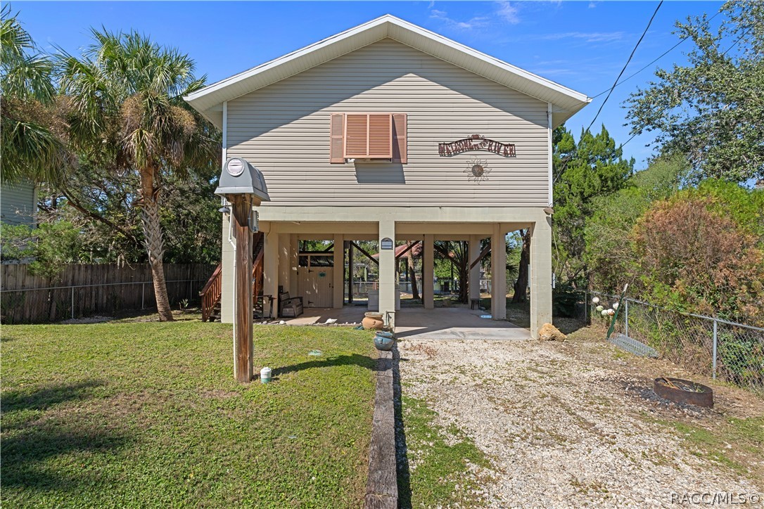 12009 W Gulf Breeze Court, Crystal River, FL 34429