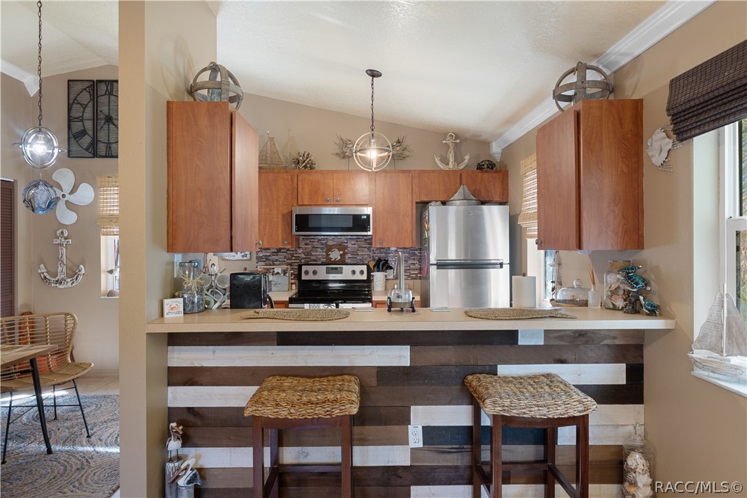 12009 W Gulf Breeze Court, Crystal River, FL 34429