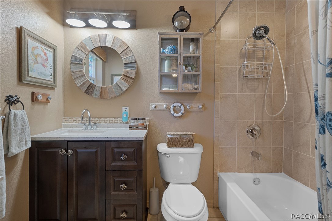 12009 W Gulf Breeze Court, Crystal River, FL 34429
