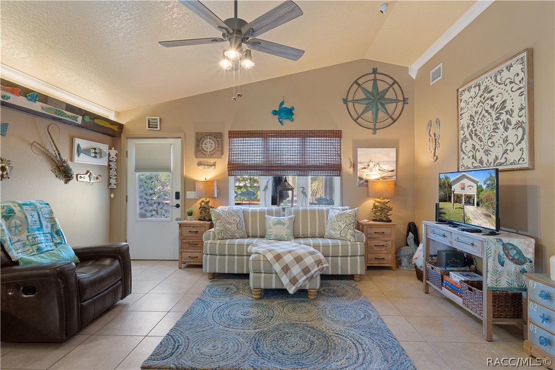12009 W Gulf Breeze Court, Crystal River, FL 34429