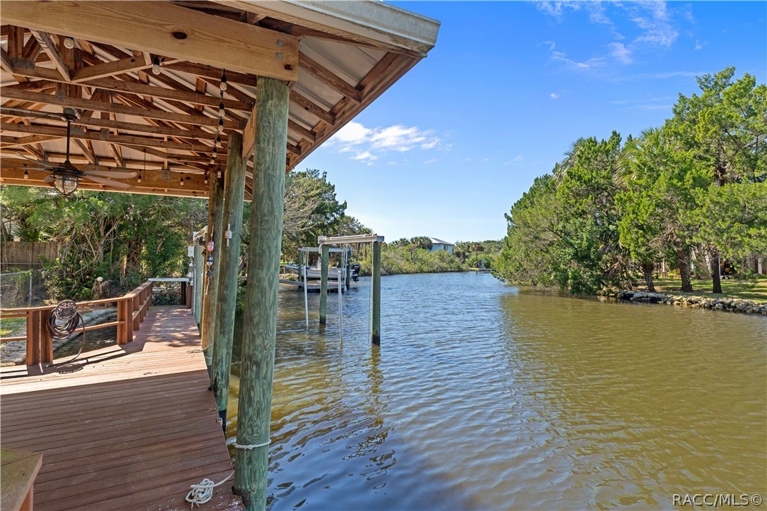 12009 W Gulf Breeze Court, Crystal River, FL 34429