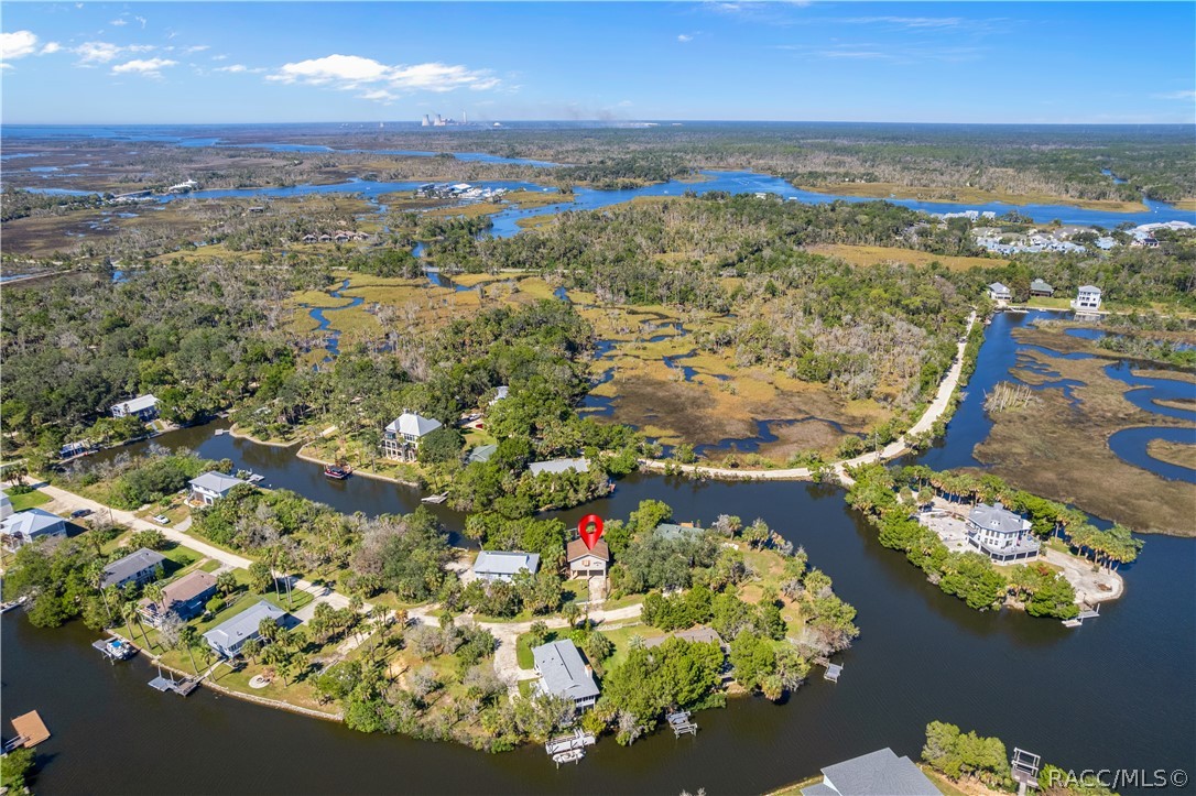 12009 W Gulf Breeze Court, Crystal River, FL 34429