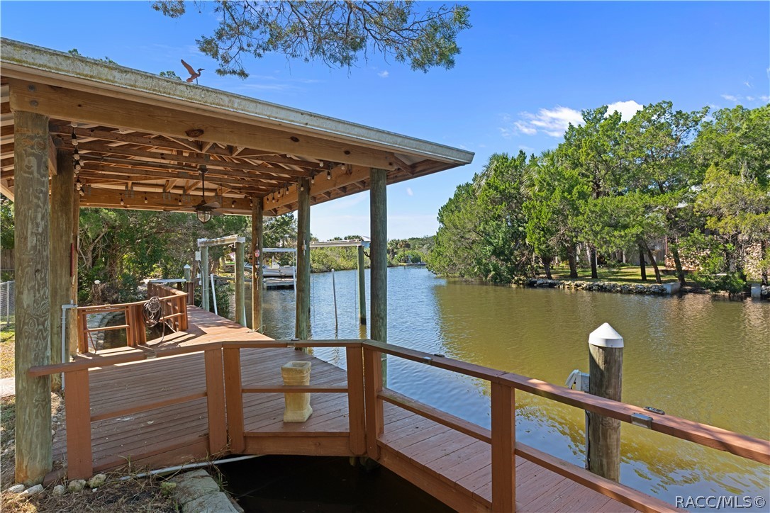 12009 W Gulf Breeze Court, Crystal River, FL 34429