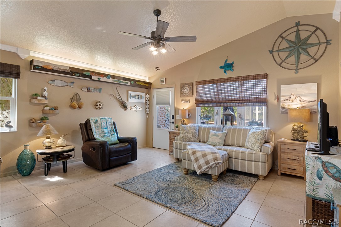 12009 W Gulf Breeze Court, Crystal River, FL 34429