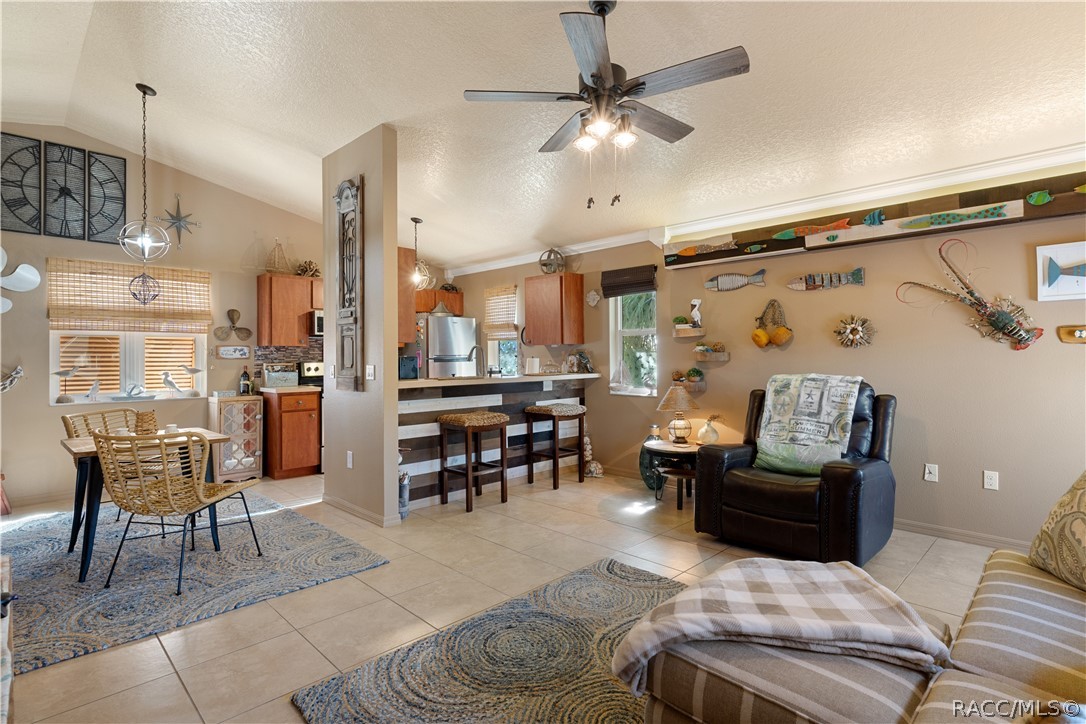 12009 W Gulf Breeze Court, Crystal River, FL 34429