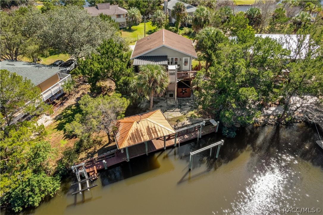 12009 W Gulf Breeze Court, Crystal River, FL 34429