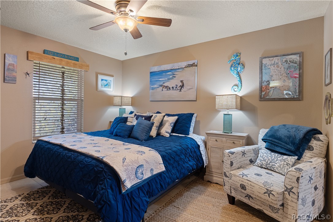 12009 W Gulf Breeze Court, Crystal River, FL 34429