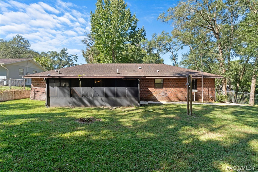 922 Cedar Avenue, Inverness, FL 34452