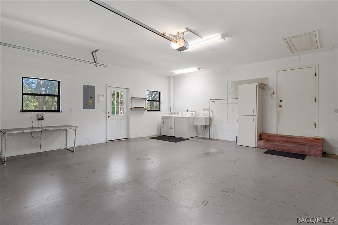 922 Cedar Avenue, Inverness, FL 34452
