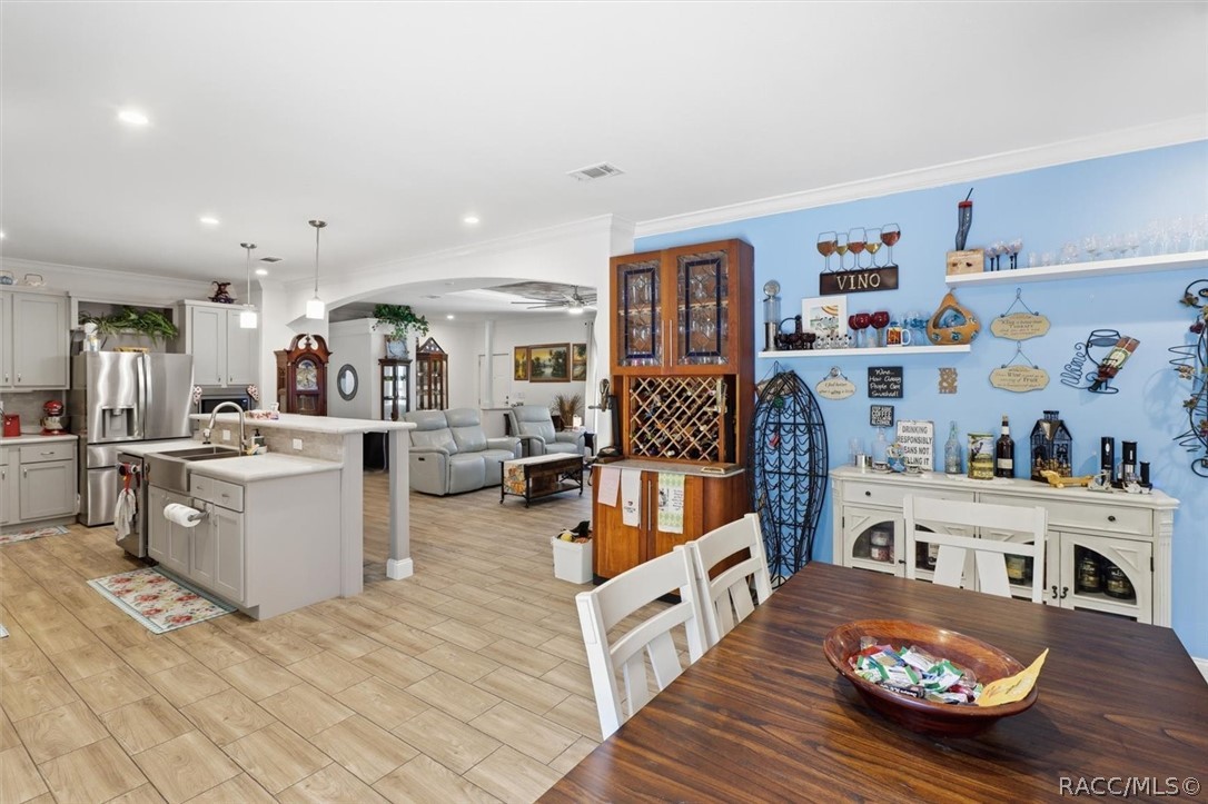 1255 S Bea Avenue, Inverness, FL 34452