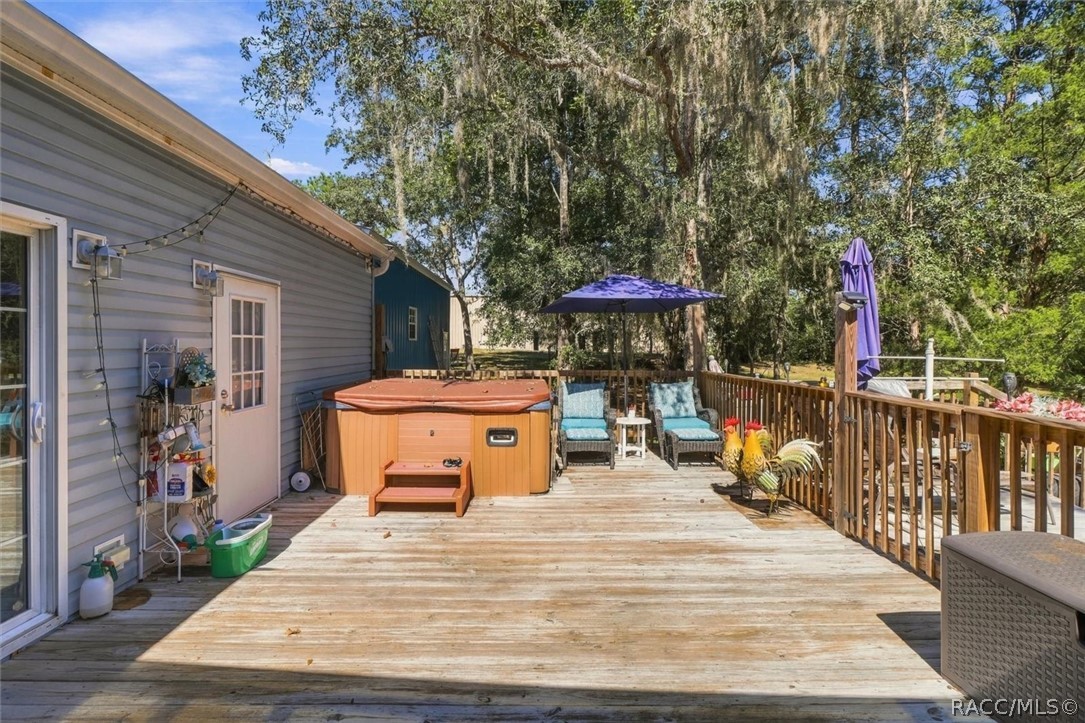 1255 S Bea Avenue, Inverness, FL 34452