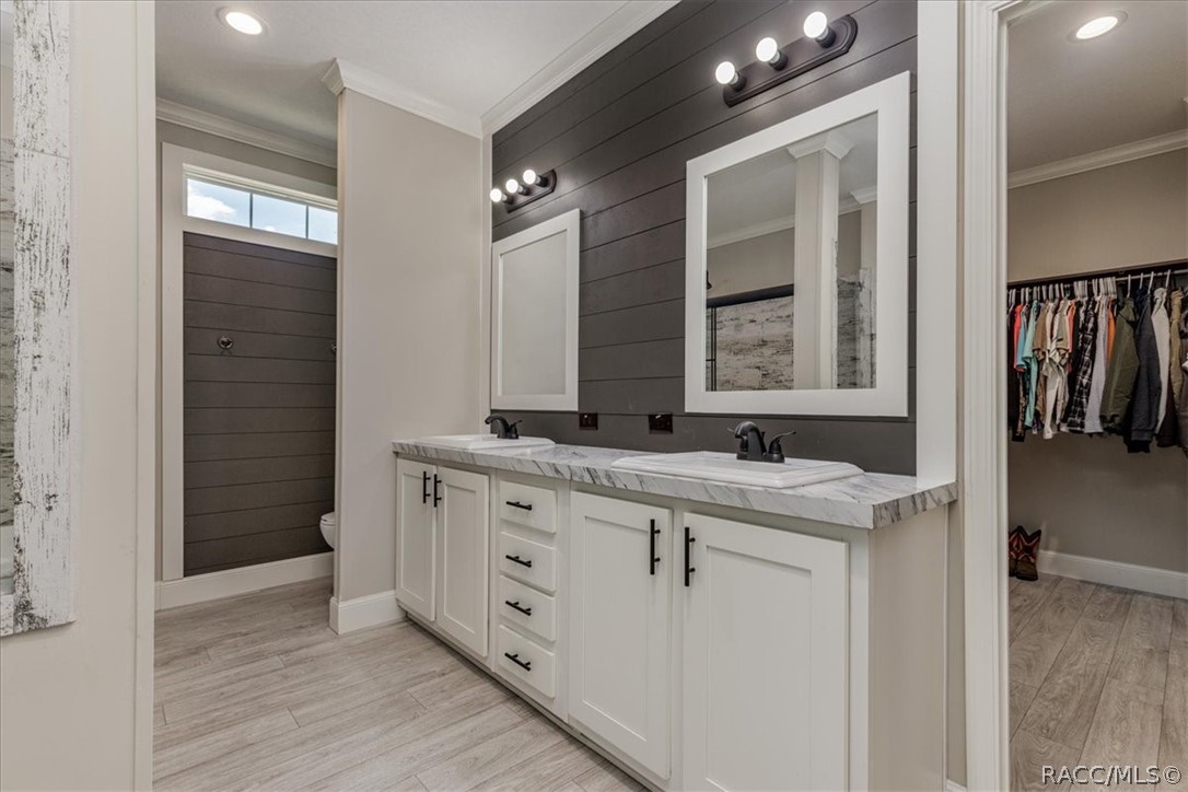 Dual Vanities