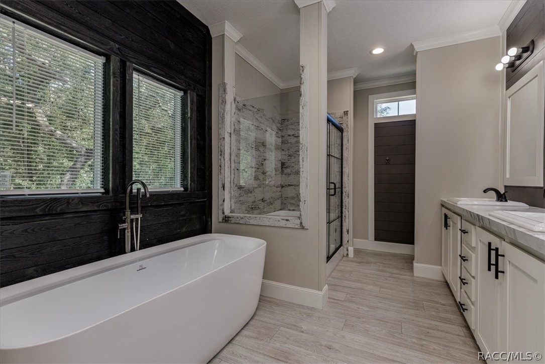 Elegant Bath