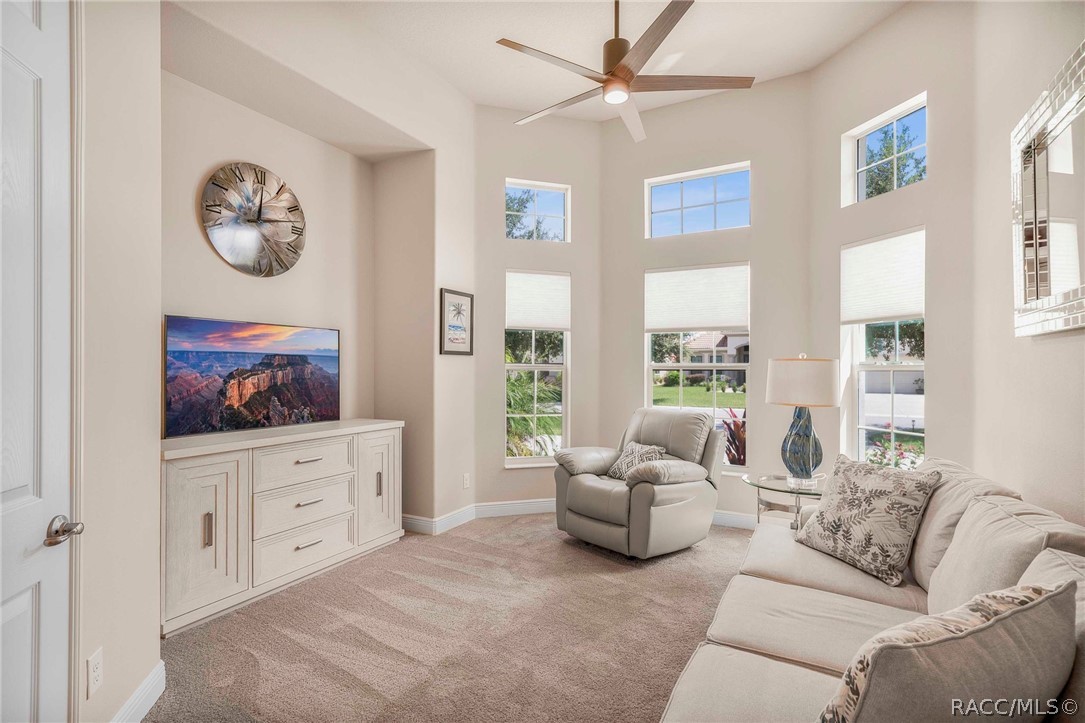 1323 N WHISPERWOOD Drive, Hernando, FL 34442