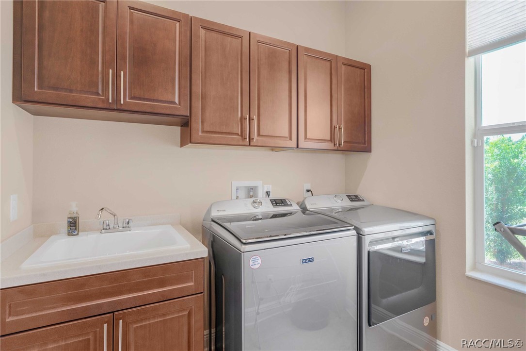 1323 N WHISPERWOOD Drive, Hernando, FL 34442