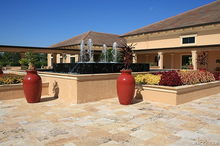 1323 N WHISPERWOOD Drive, Hernando, FL 34442