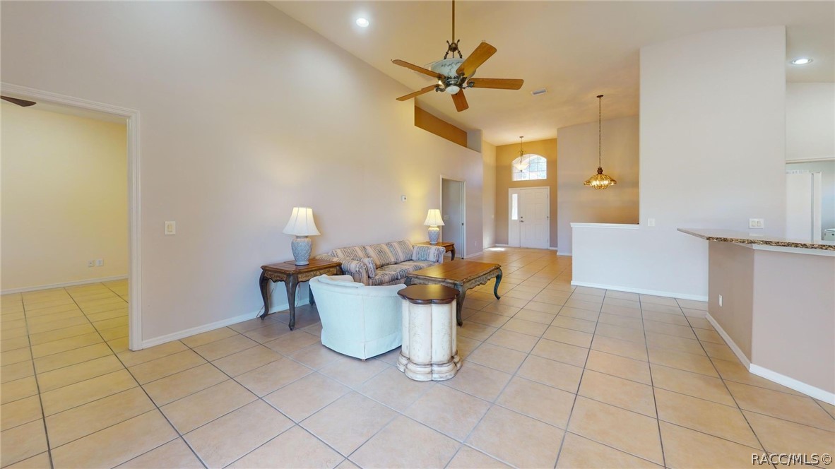 1381 W Skyview Crossing Drive, Hernando, FL 34442