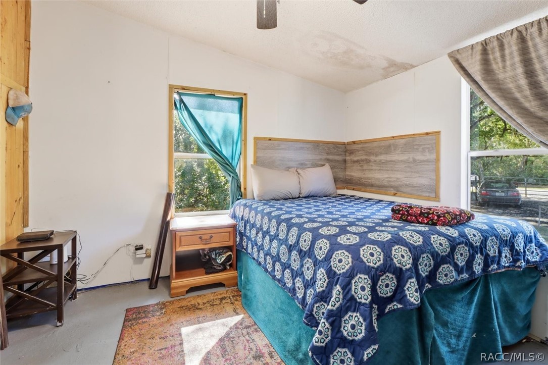 7603 N Ira Martin Avenue, Crystal River, FL 34428