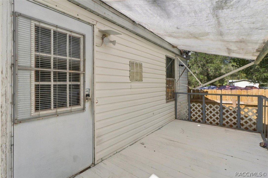 7603 N Ira Martin Avenue, Crystal River, FL 34428