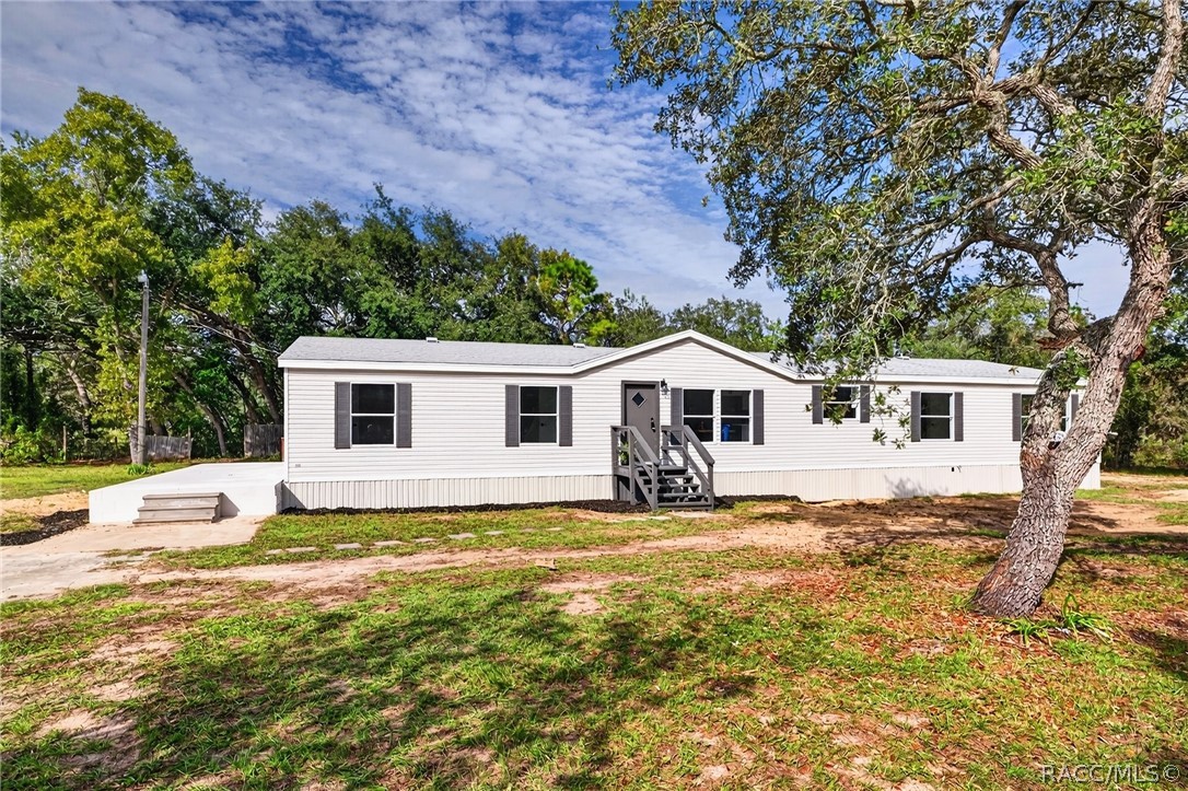 5715 S Florence Point, Homosassa, FL 34446