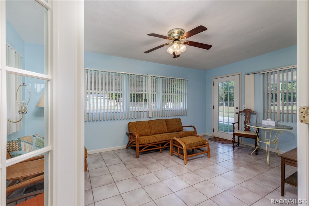 24 N Washington Street, Beverly Hills, FL 34465