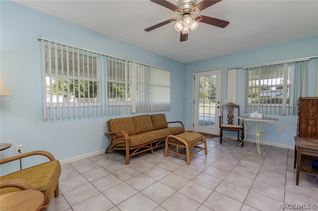 24 N Washington Street, Beverly Hills, FL 34465