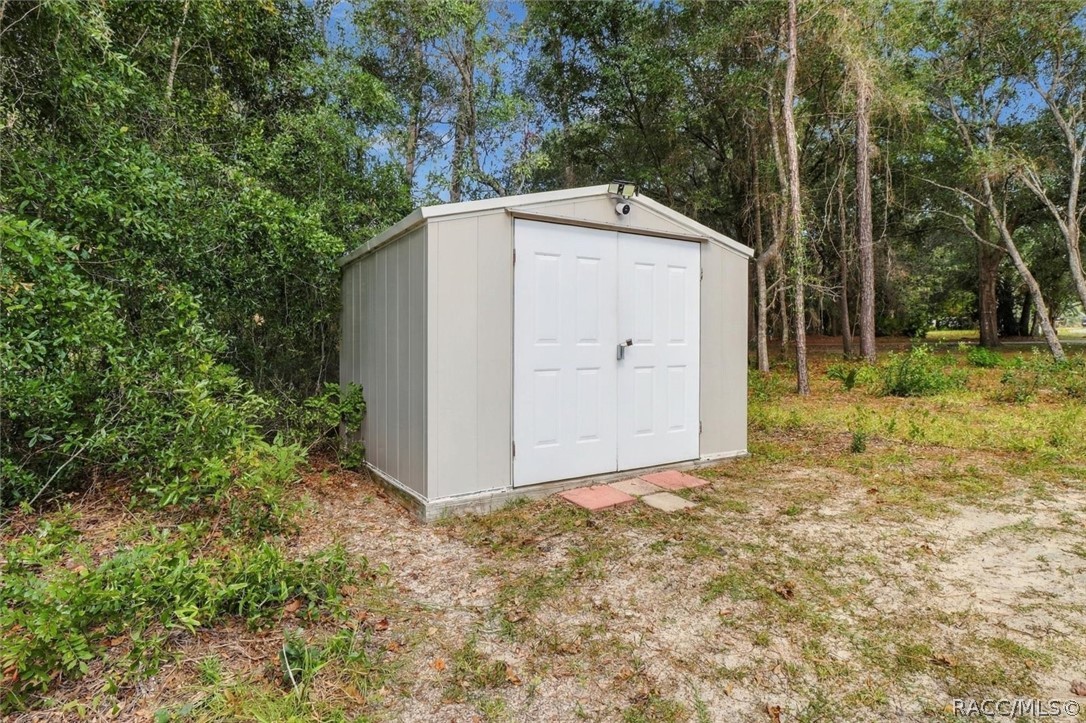 5855 W Nobis Circle, Homosassa, FL 34448