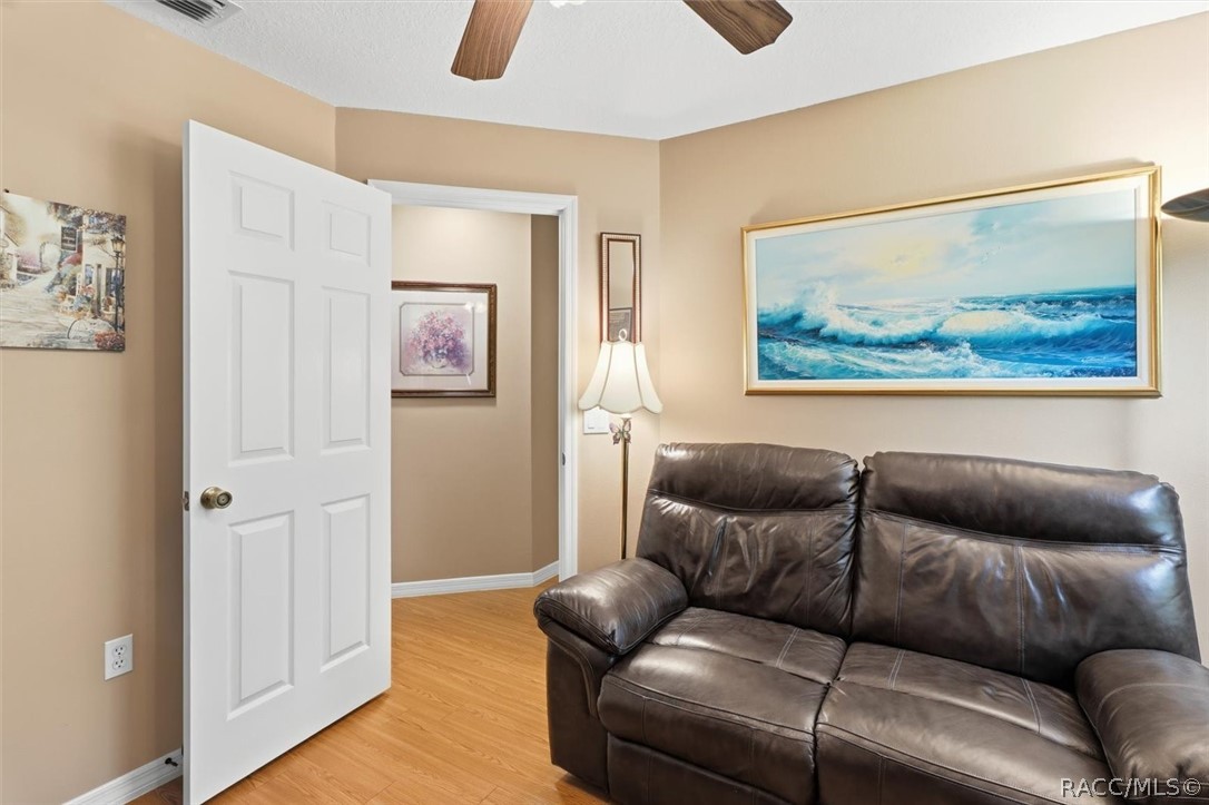 5855 W Nobis Circle, Homosassa, FL 34448