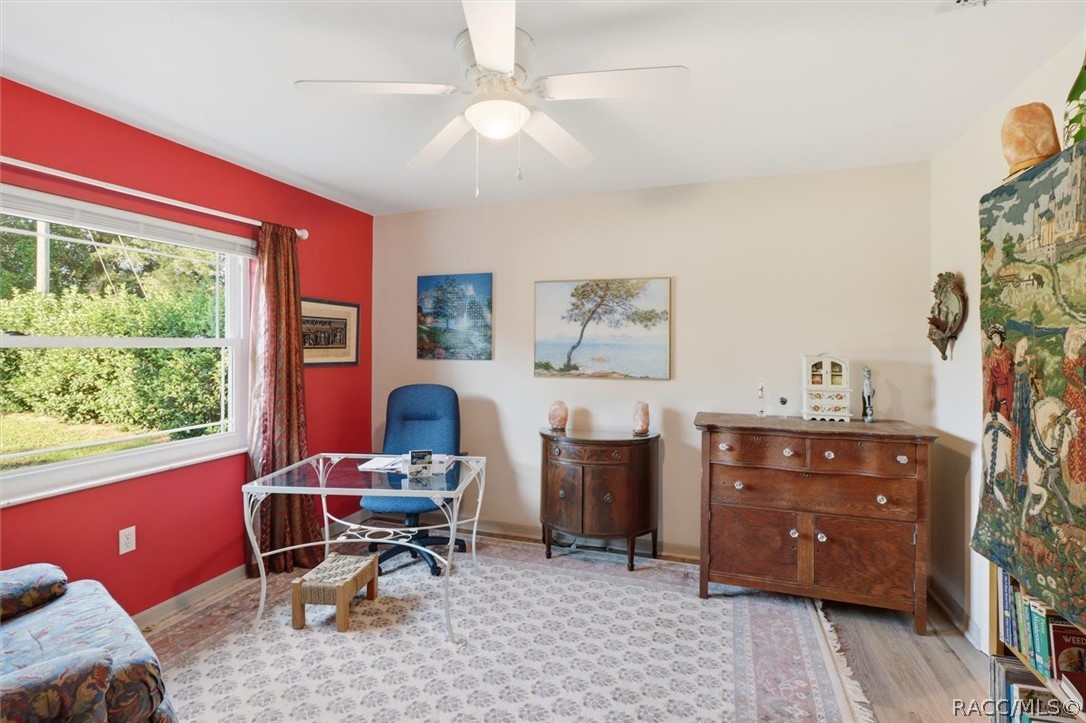 2279 W Winter Place, Citrus Springs, FL 34434