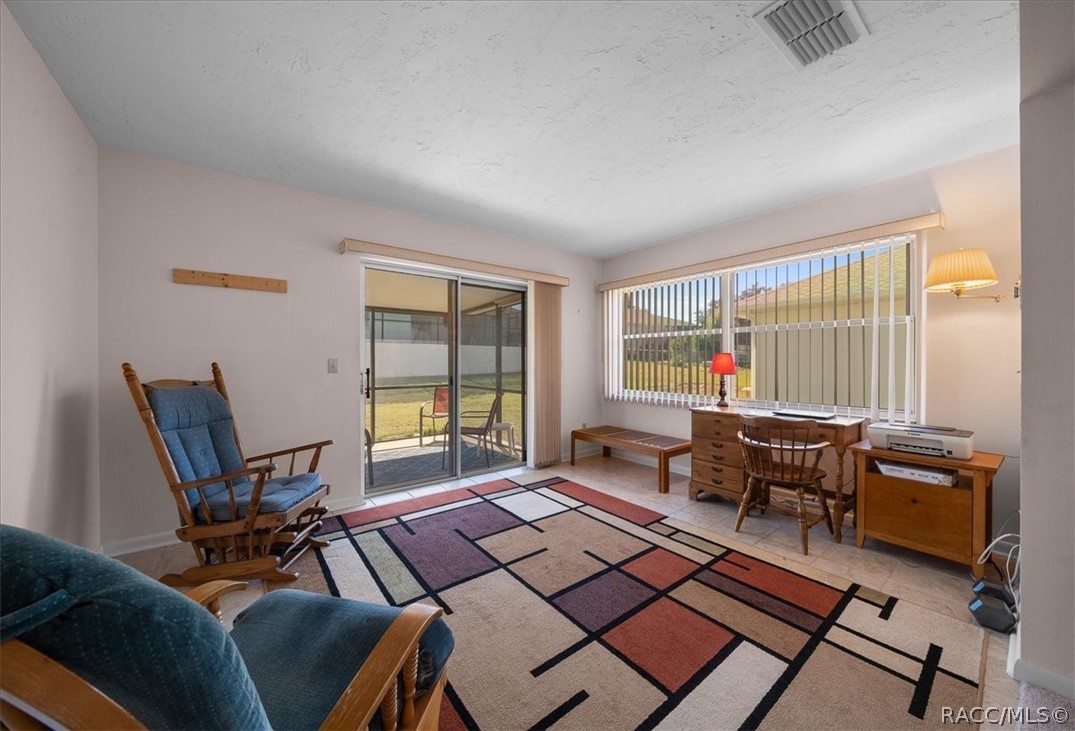 906 W Colbert Court, Beverly Hills, FL 34465