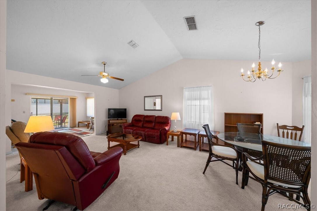 906 W Colbert Court, Beverly Hills, FL 34465