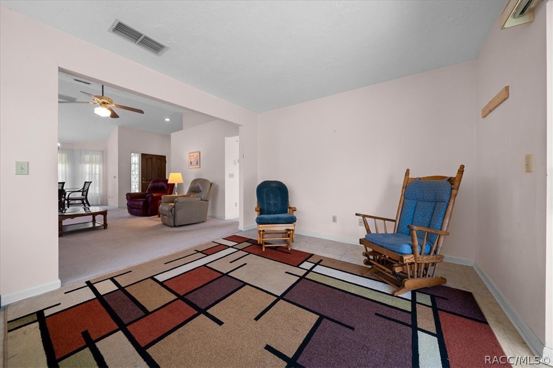 906 W Colbert Court, Beverly Hills, FL 34465