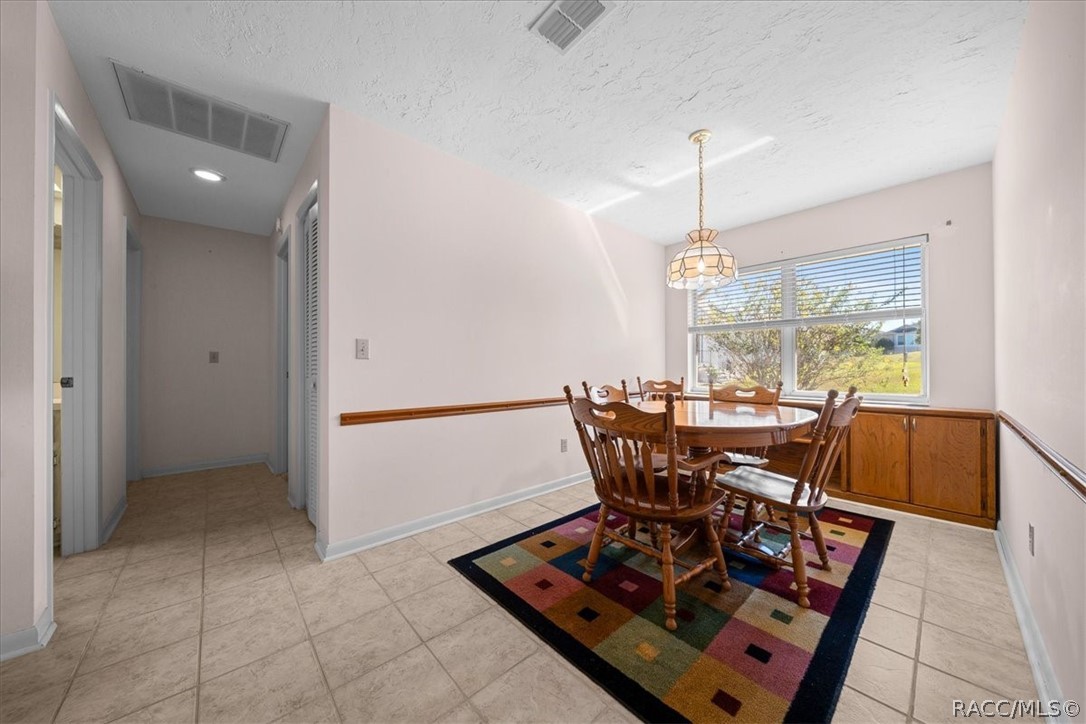 906 W Colbert Court, Beverly Hills, FL 34465