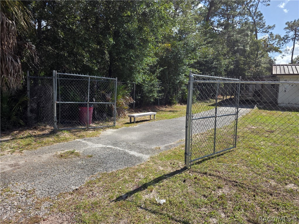6862 W Homosassa Trail, Homosassa, FL 34448