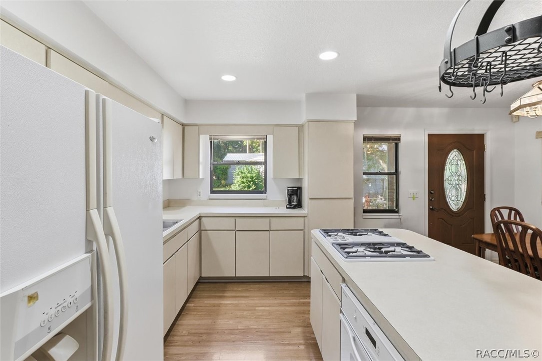 3156 N Hooty Point, Inverness, FL 34453